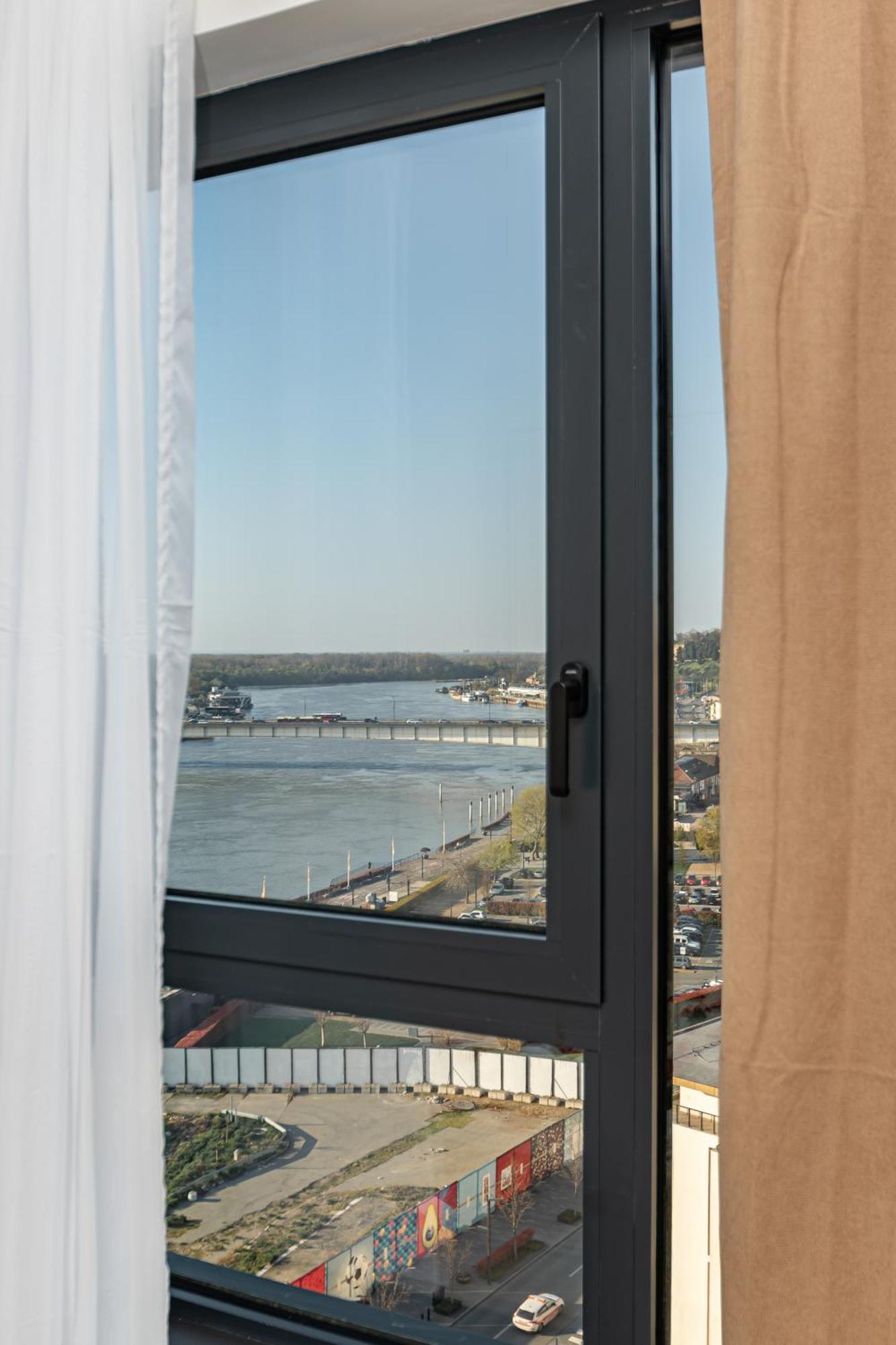 Apartmán Sinfonia Lux 1205-1 Sajmiste Exteriér fotografie