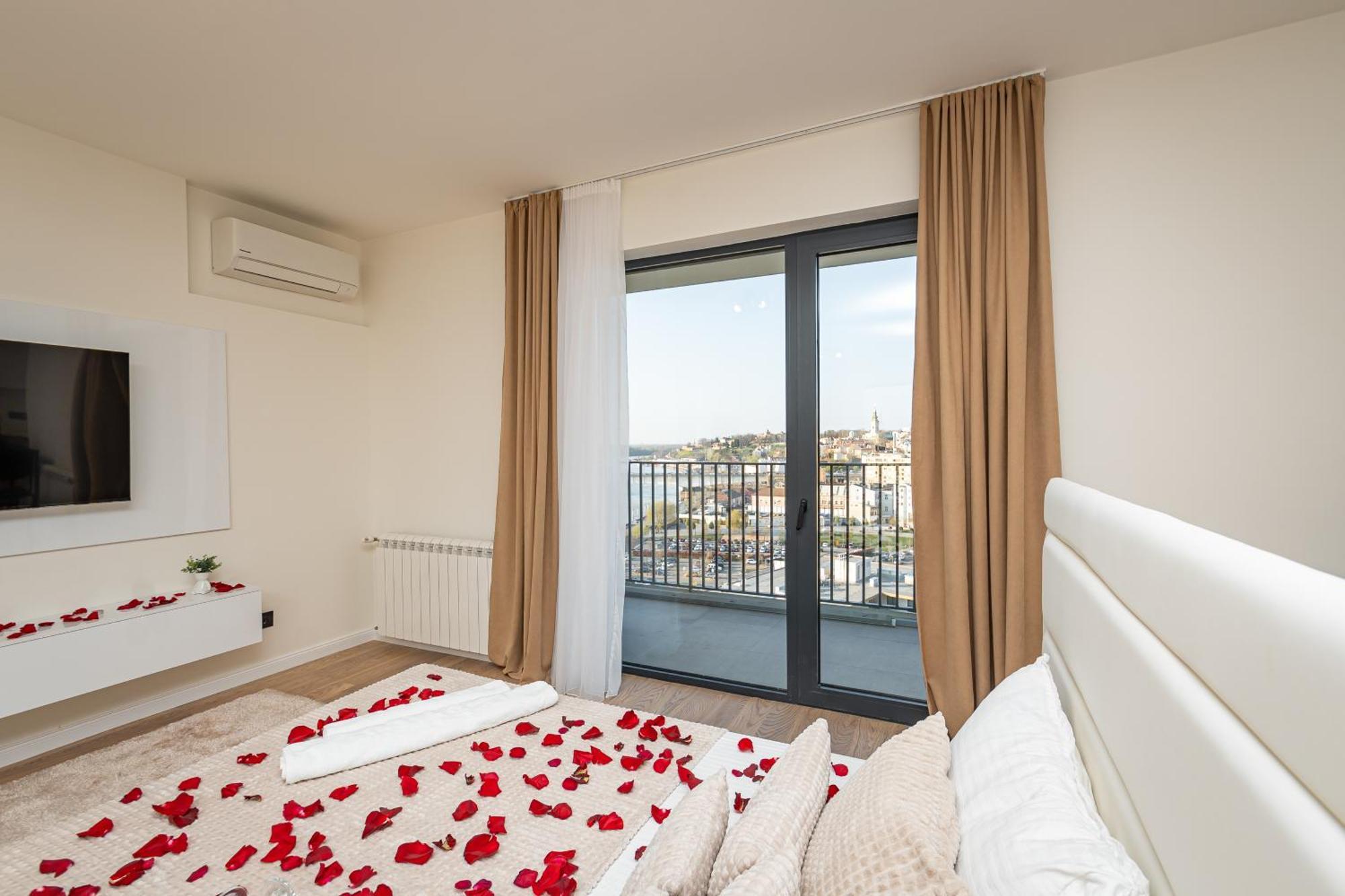 Apartmán Sinfonia Lux 1205-1 Sajmiste Exteriér fotografie